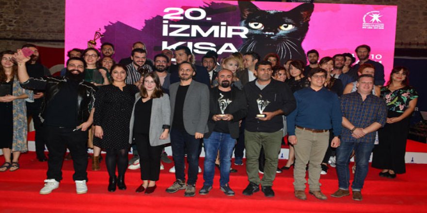 İzmir Kısa Film Festivali'nde 'Altın Kedi' ödülleri sahiplerini buldu