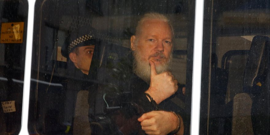 İsveç mahkemesinden Assange kararı
