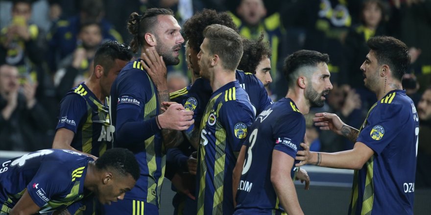 Fenerbahçe Gençlerbirliği'ni rahat geçti