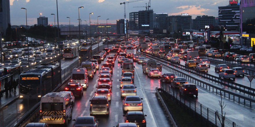 İstanbul trafiğiyle ilgili flaş karar!
