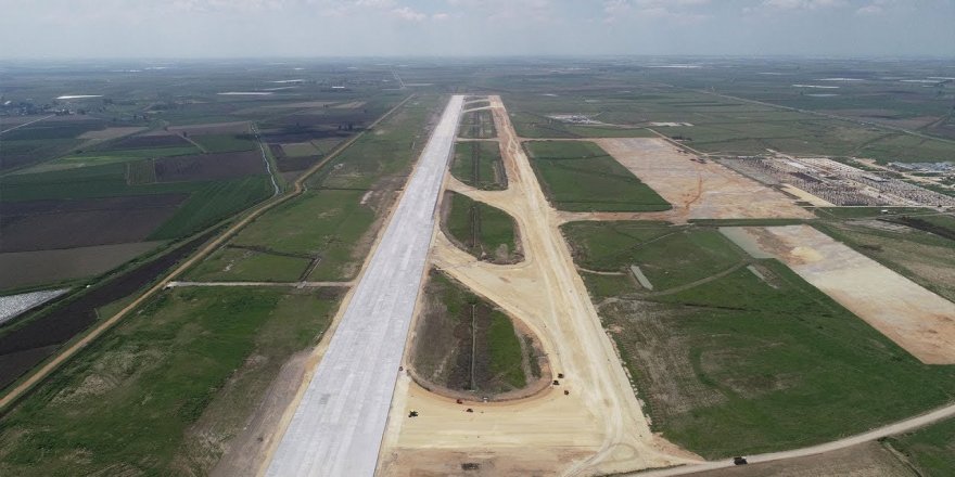 CHP'li Başarır Çukurova Havalimanı'nı Meclis'e taşıdı.