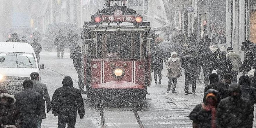 İstanbul'a beklenen kar geliyor! İşte tarihi!