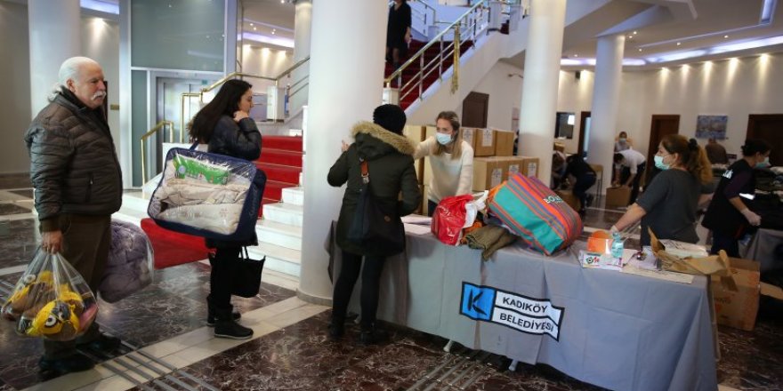 Kadıköy Belediyesi yardım kampanyası başlattı: Vatandaş akın etti