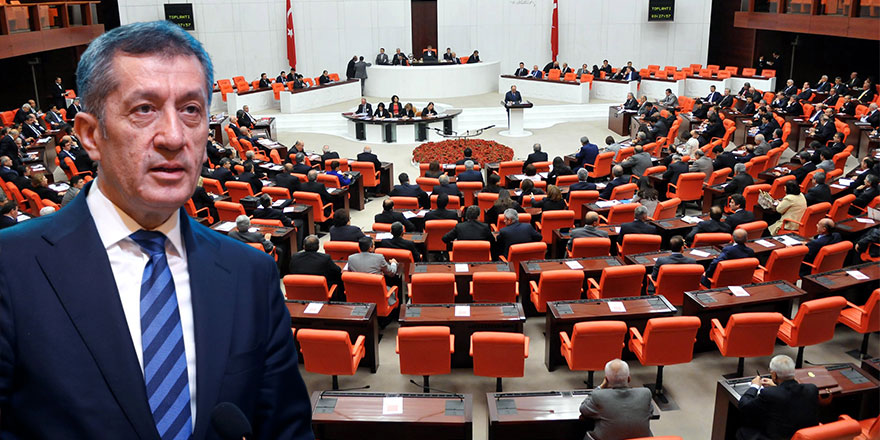 CHP'lilere hakaret eden provokatör öğretmen Milli Eğitim Bakanı'na soruldu