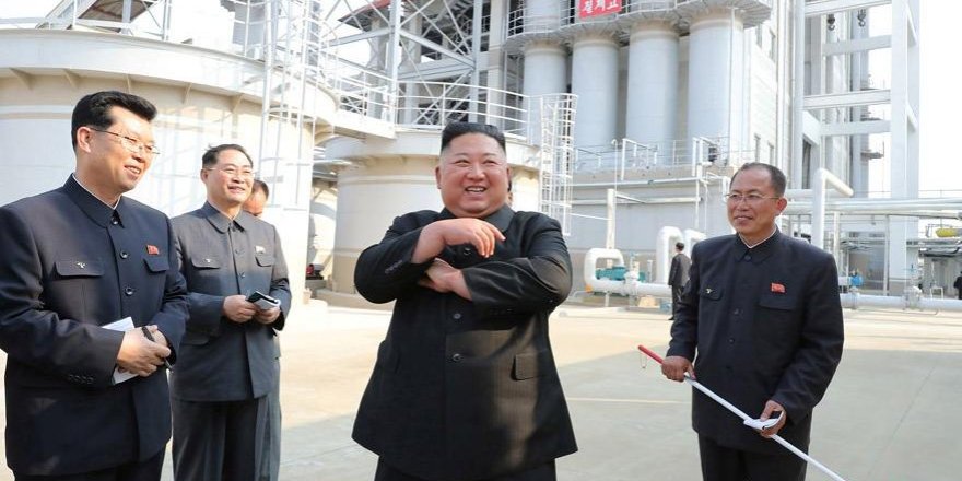 Kuzey Kore lideri Kim'in bileğindeki yara izi olay oldu