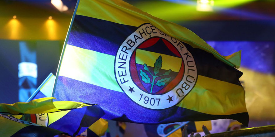 Fenerbahçe yıldız ismi duyurdu!