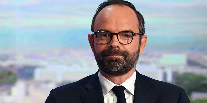 Fransa Başbakanı istifa etti