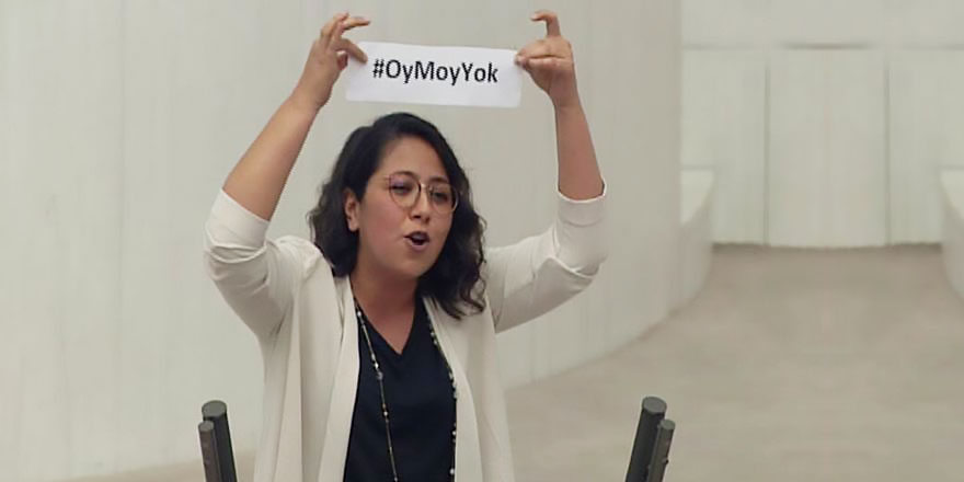 CHP'li Kadıgil Meclis kürsüsünden selam gönderdi: Sizi onlar götürecek