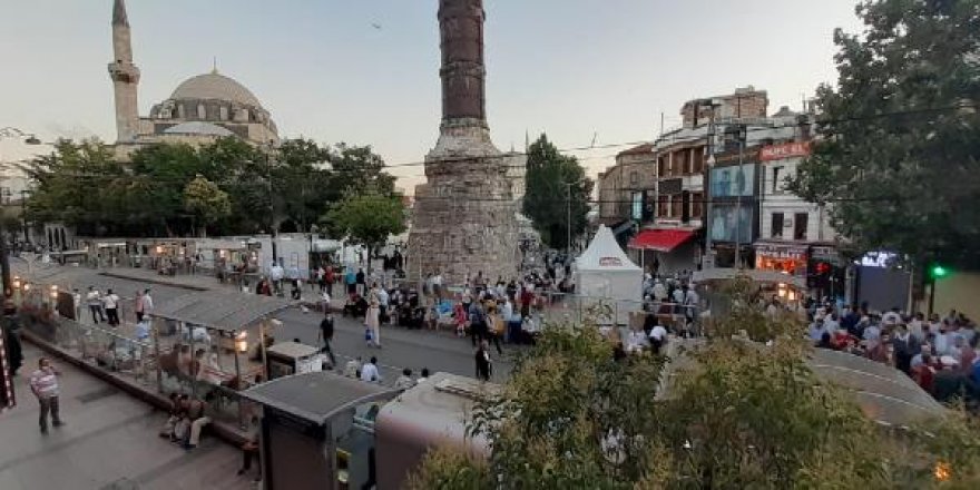 Ayasofya önünde hareketlilik