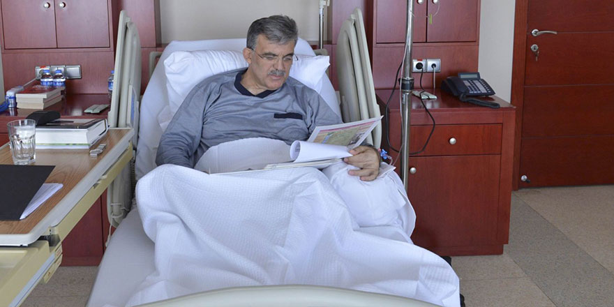 Her yıl 30 Ağustos'ta kulağı ağrıyan Abdullah Gül'den bir ilk!