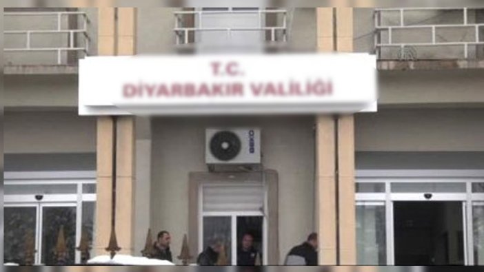 Tedbirler arttırıldı: Diyarbakır'da kamu binalarına HES koduyla girilecek