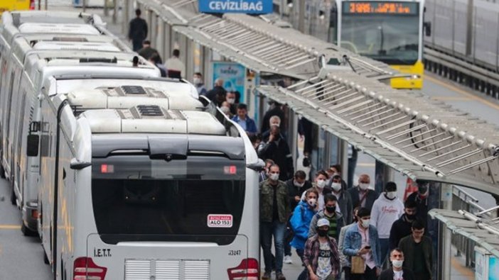 İBB’den "ayakta yolcu yasağına" ilişkin açıklama