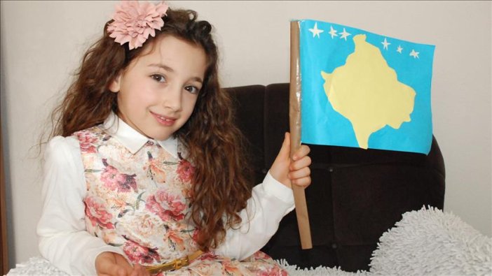 "Bağımsız" Kosova 9 yaşında