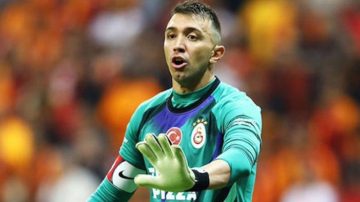 Galatasaray kaleci Muslera'nın lisansını askıya aldı