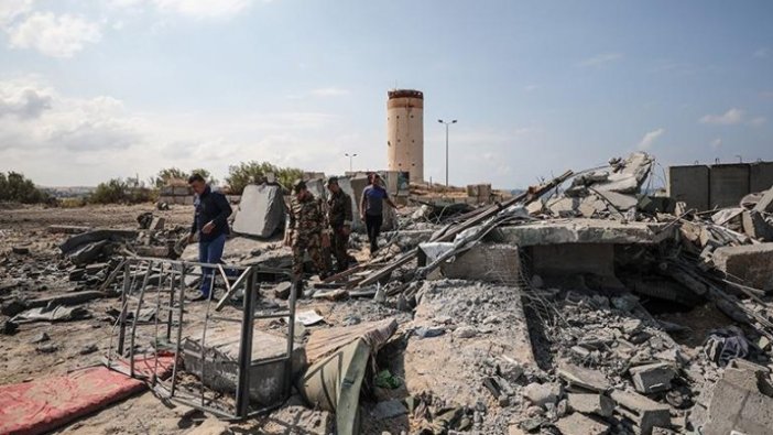 İsrail Gazze'de 20 hedefi vurdu