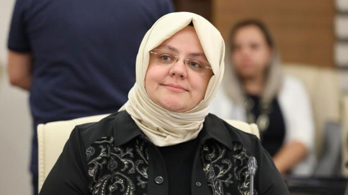 Bakan Zehra Zümrüt Selçuk emekli maaşı ödemesini icraat saydı