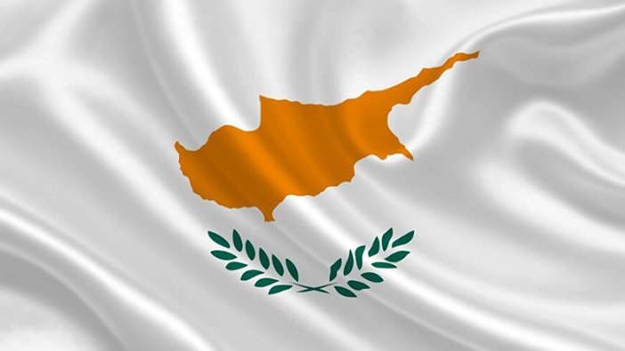 Güney Kıbrıs’ta AB vatandaşlığı satan şebekenin başı meclis başkanı çıktı