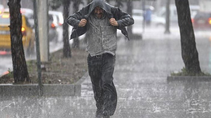 Meteoroloji uyardı! Muğla Aydın, Antalya ile Batı Akdeniz Toroslar mevkiinde sağanak yağış bekleniyor