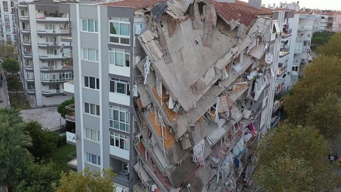Candaş Tolga Işık: İzmir depreminde yıkılan binalar için adli süreç başlatıldı