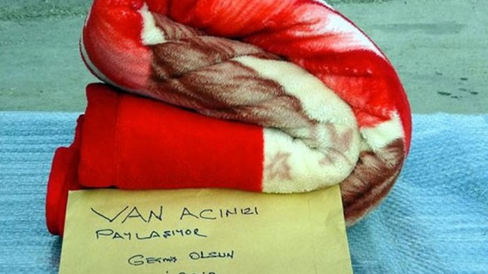 Van depremzedesi 9 yıl önce kendisine gelen battaniyeyi İzmir'e gönderdi