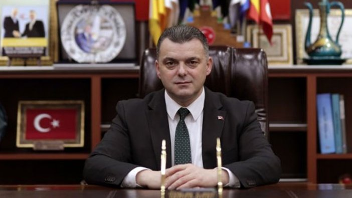Karasu Belediye Başkanı İshak Sarı koronaya yakalandı