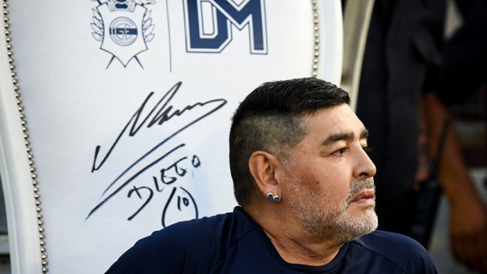 Diego Armando Maradona taburcu edildi