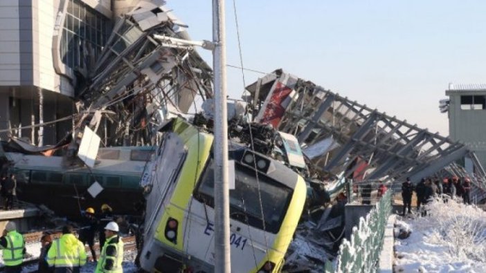 Ankara’da yüksek hızlı tren kazası: 9 ölü, 86 yaralı