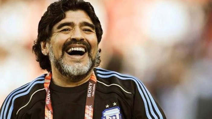 Futbol efsanesi Maradona hayatını kaybetti
