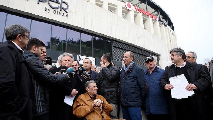 Beşiktaş'ta divan krizi devam ediyor
