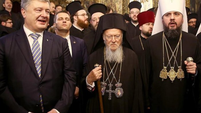 Ukrayna Ortodoks Kilisesi 'otosefal' statü kazandı