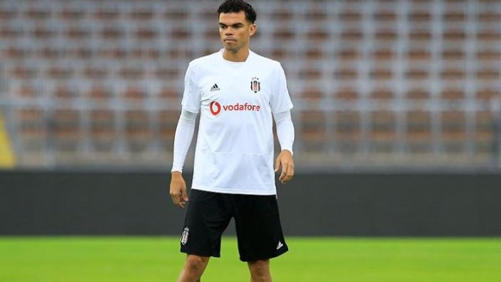 Pepe eski takımı Porto'da