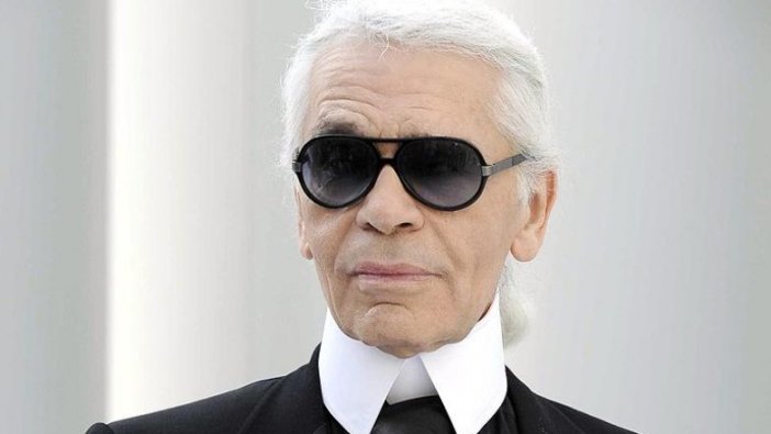 Moda tasarımcısı Karl Lagerfeld hayatını kaybetti