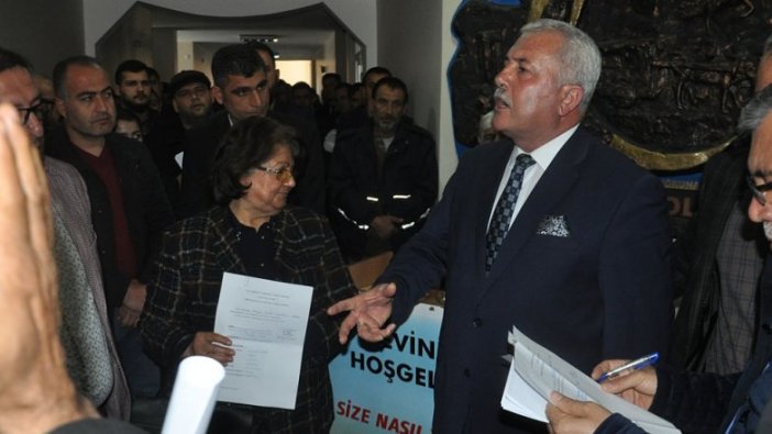 İhracı istenen MHP'li Yaşar Toksoy istifa etti