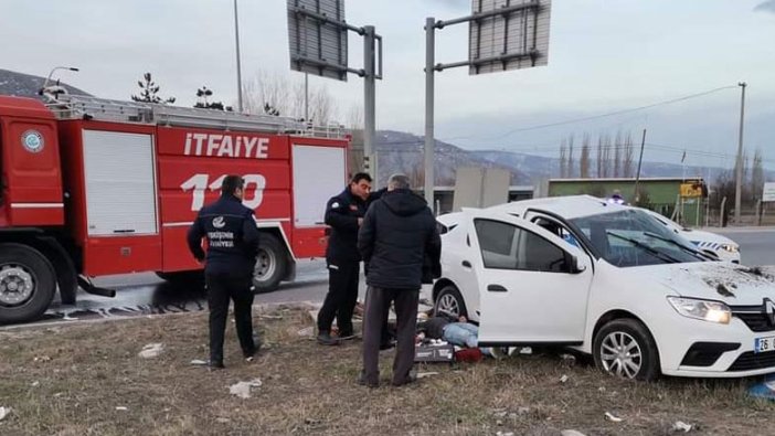 Eskişehir'de servis otobüsü kaza yaptı