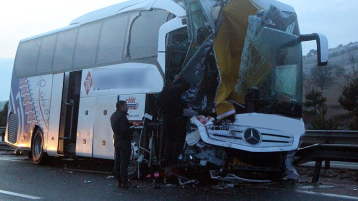 Bolu'da yolcu otobüsü kaza yaptı!