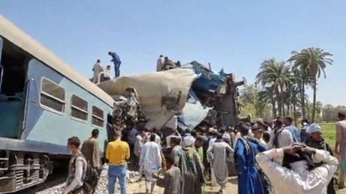 Mısır'da tren kazası: 32 kişi yaşamını yitirdi