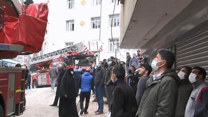 İstanbul Esenyurt'ta yangın paniği