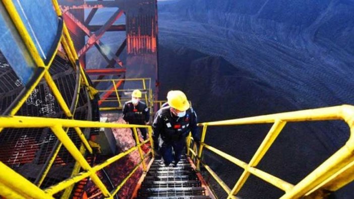 Çin'in Sincan bölgesinde maden kazası! Mahsur kaldılar