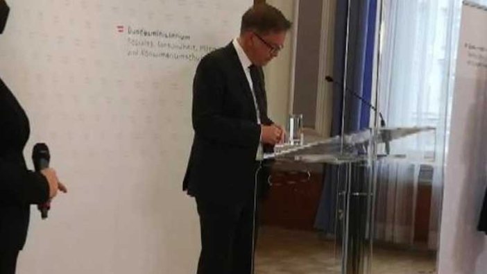 Avusturya'da Sağlık Bakanı istifa etti