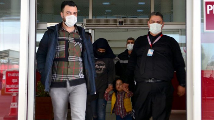 Adana'da kürtaj olduğu hastanede çocuklarını bıraktı