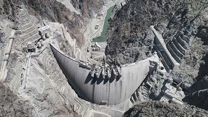 Türkiye'nin en yüksek barajı ne zaman su tutacak?