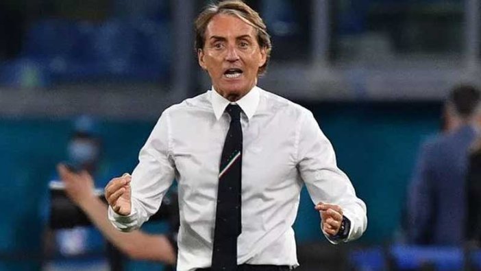 Mancini'den galibiyet yorumu: Türkiye’yi oynatmadık