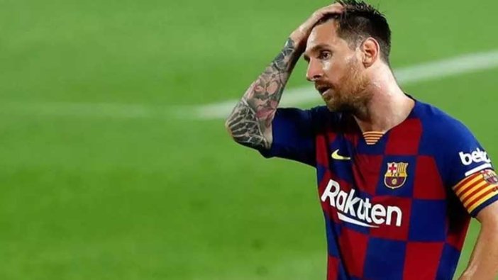 Arjantinli yıldız futbolcu Messi, kulüpsüz kaldı