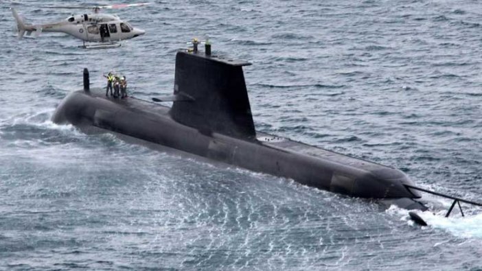 Fransa'dan Avustralya'nın denizaltı satınalımlarını  iptal etmesine çok sert tepki