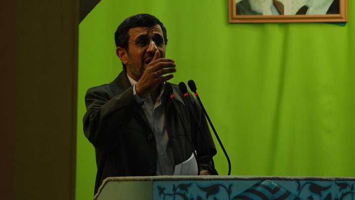 Ahmedinejad'ın eleştirileri tartışma yarattı