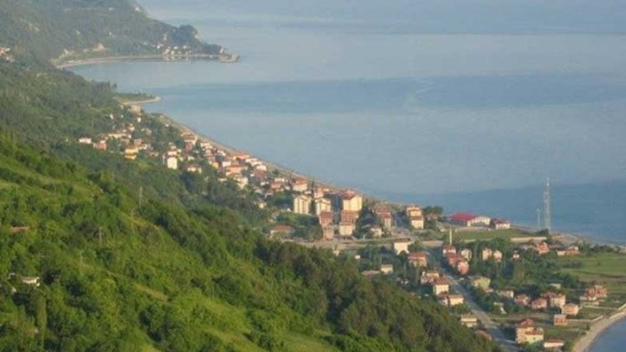 Sinop'ta bir mahalle Kastamonu'ya bağlanmak için sandığa gidecek