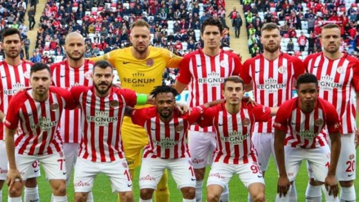 Antalyaspor'dan teknik direktörlük için Nuri Şahin hamlesi