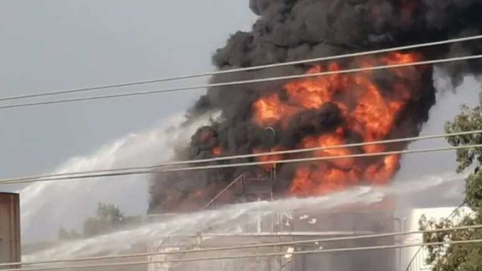 Lübnan'da petrol tesisi yangın çıktı
