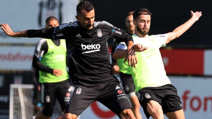 Beşiktaş'ta Mehmet Topal sevinci