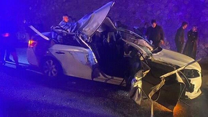 CHP'li Belediye Başkanı'nın otomobili kaza yaptı